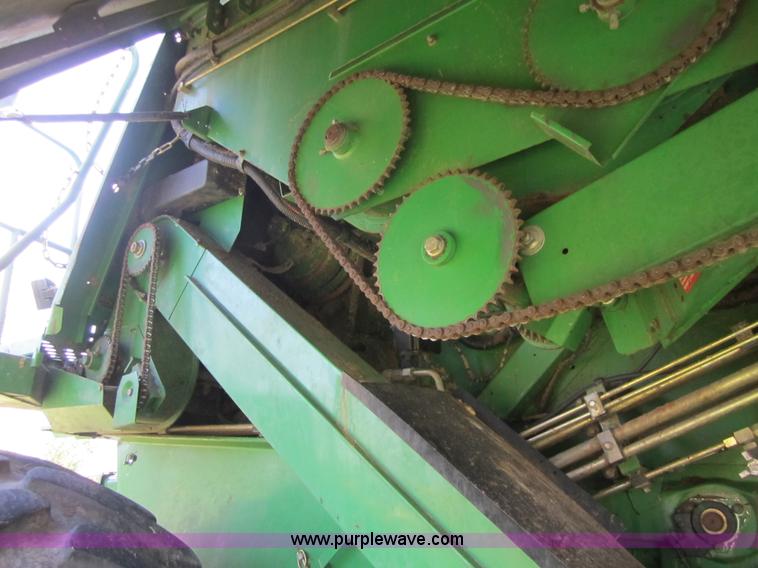 image for item 3003 1990 John Deere 9600 combine