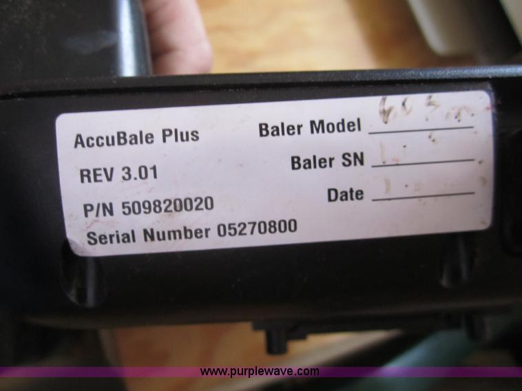 image for item 3083 2005 Vermeer 605M baler