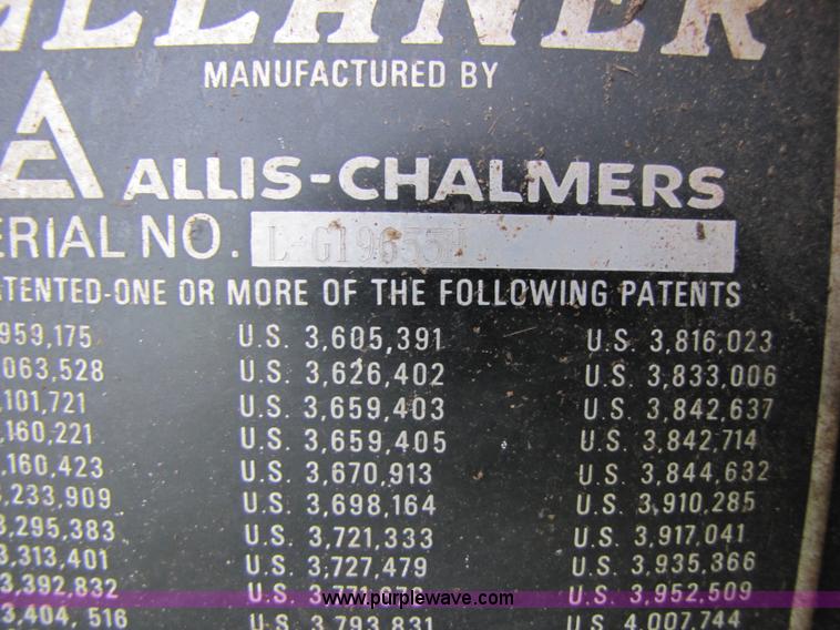 image for item 3455 1980 Gleaner L2 combine