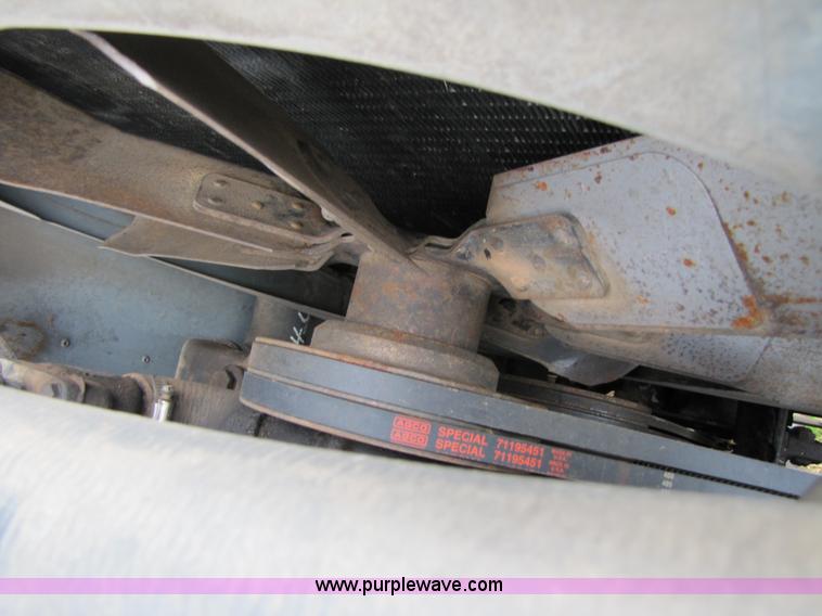 image for item 3455 1980 Gleaner L2 combine