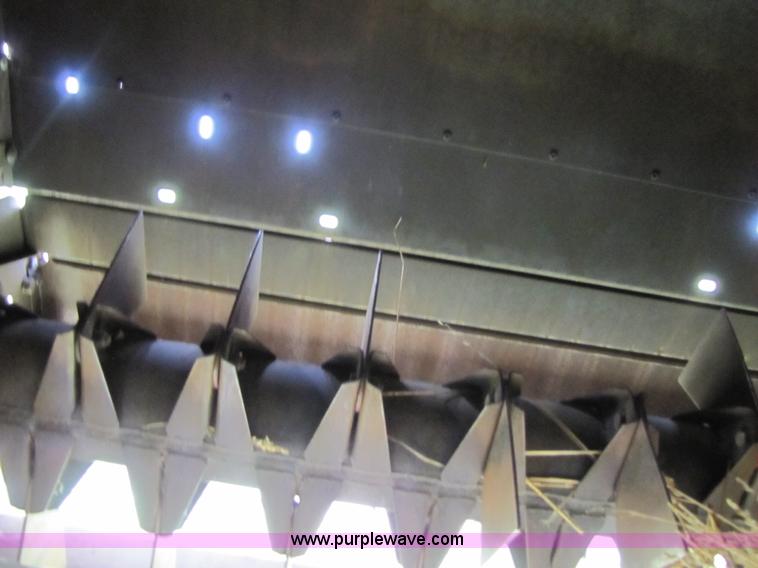 image for item 3455 1980 Gleaner L2 combine