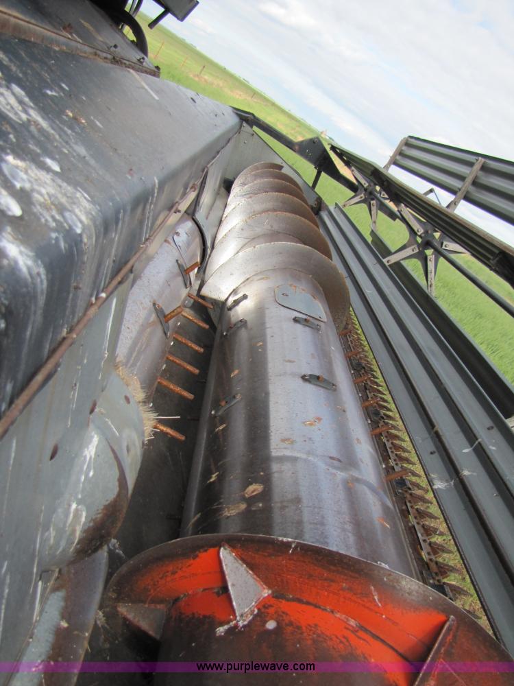 image for item 3455 1980 Gleaner L2 combine