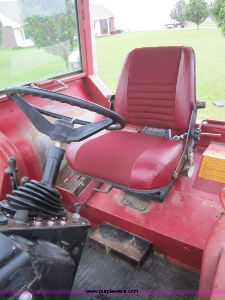 image for item 3878 1980 White 2-105 MFWD tractor