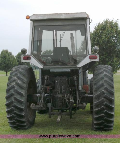 image for item 3878 1980 White 2-105 MFWD tractor