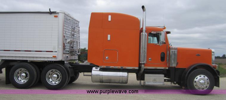 image for item 3885 1993 Peterbuilt 379 extended hood semi truck