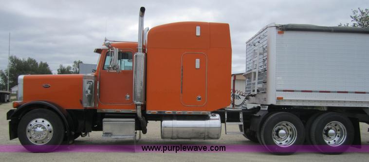 image for item 3885 1993 Peterbuilt 379 extended hood semi truck