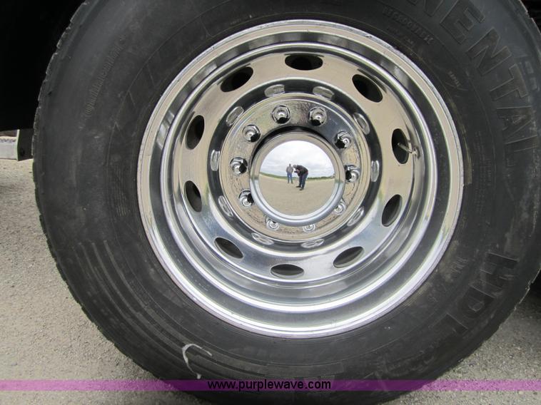 image for item 3885 1993 Peterbuilt 379 extended hood semi truck