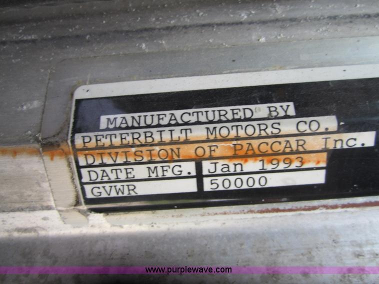 image for item 3885 1993 Peterbuilt 379 extended hood semi truck