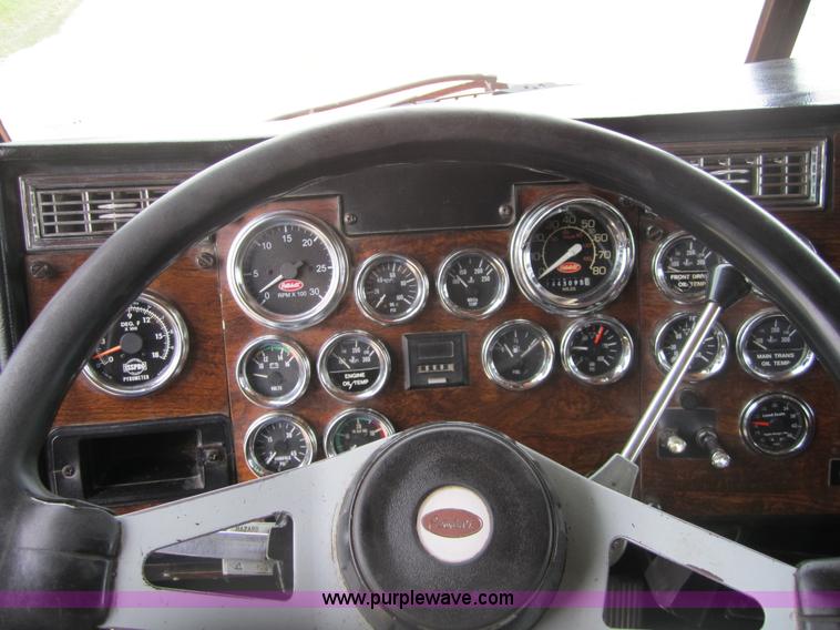 image for item 3885 1993 Peterbuilt 379 extended hood semi truck