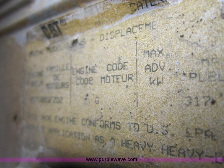 image for item 3885 1993 Peterbuilt 379 extended hood semi truck