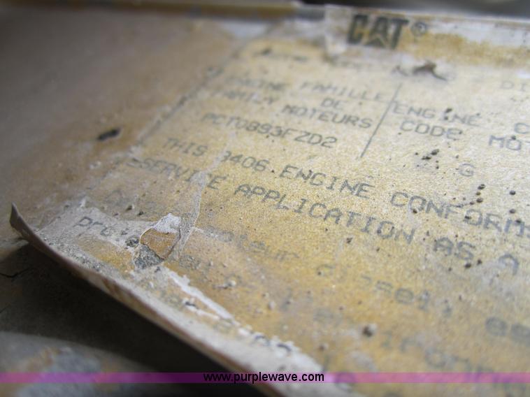 image for item 3885 1993 Peterbuilt 379 extended hood semi truck