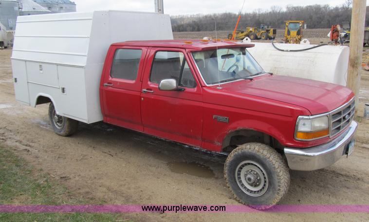 image for item 4105 1992 Ford F350 XL crew cab service truck