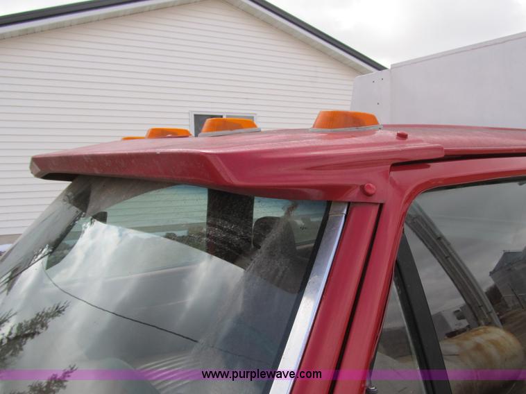 image for item 4105 1992 Ford F350 XL crew cab service truck