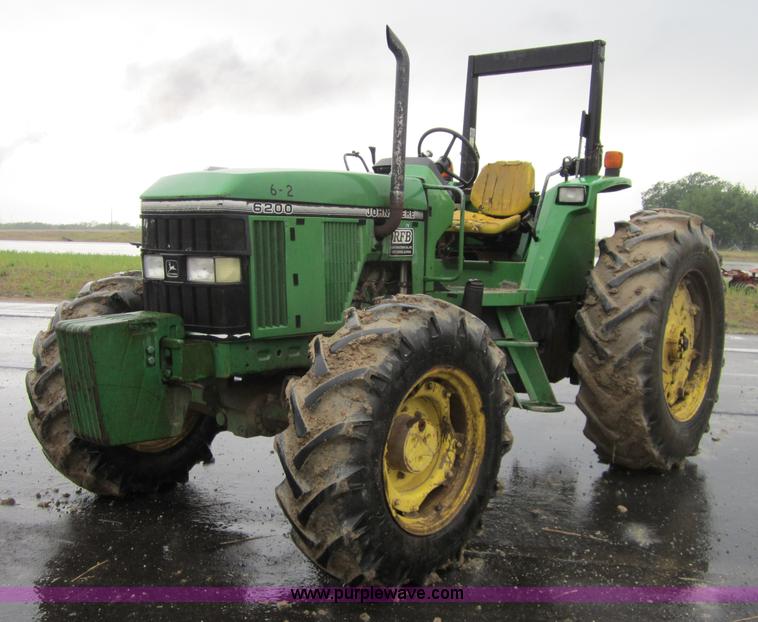 image for item 4387 1993 John Deere 6200 MFWD tractor