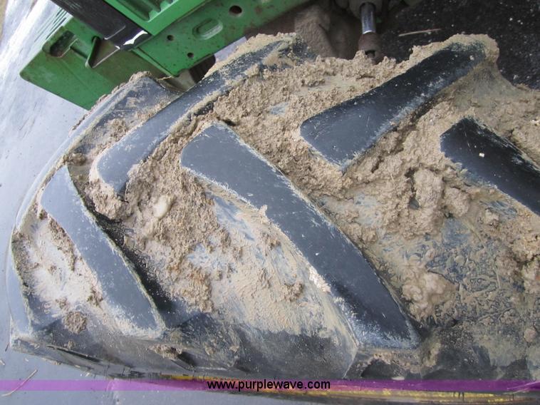 image for item 4387 1993 John Deere 6200 MFWD tractor