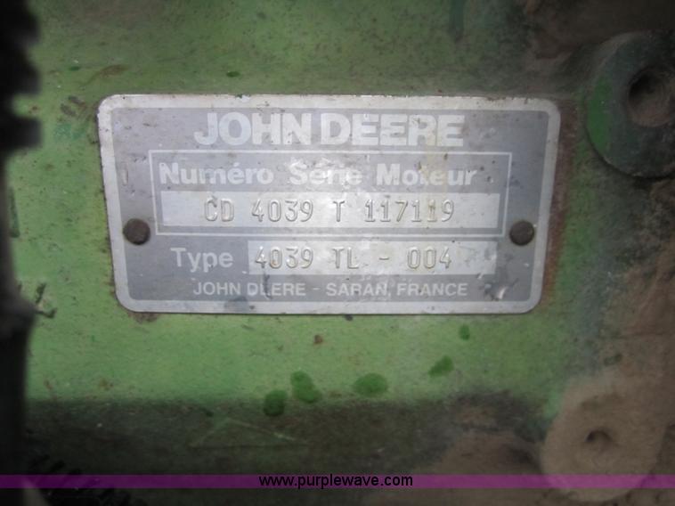 image for item 4387 1993 John Deere 6200 MFWD tractor