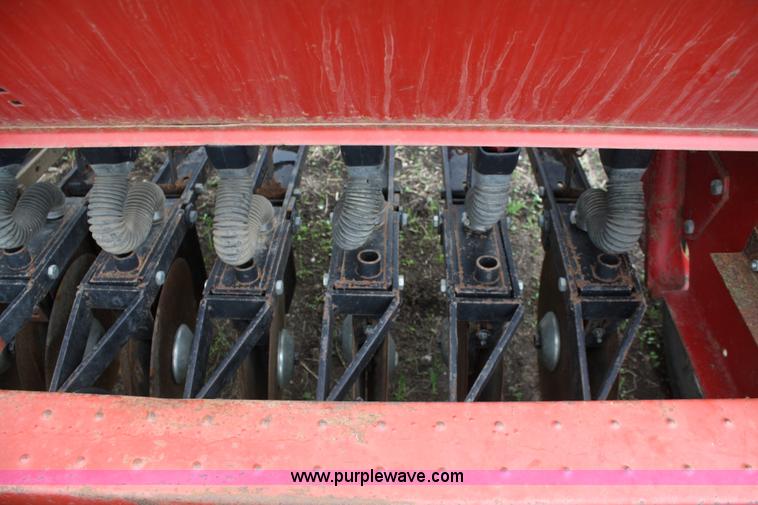 image for item 4716 International 510 drill
