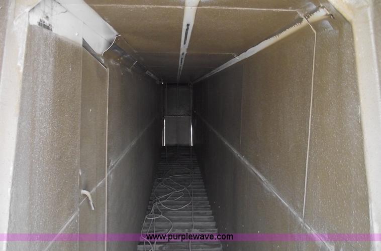 image for item 5374 35' aluminum towable livestock chute