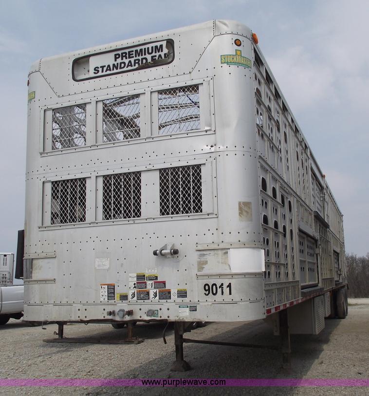 image for item 5375 2001 Wilson 53' double deck aluminum hog/stock trailer