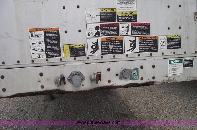 image for item 5375 2001 Wilson 53' double deck aluminum hog/stock trailer