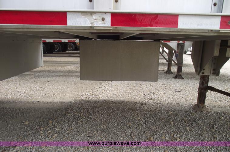 image for item 5375 2001 Wilson 53' double deck aluminum hog/stock trailer