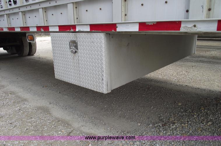 image for item 5375 2001 Wilson 53' double deck aluminum hog/stock trailer