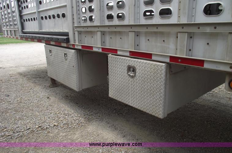 image for item 5375 2001 Wilson 53' double deck aluminum hog/stock trailer