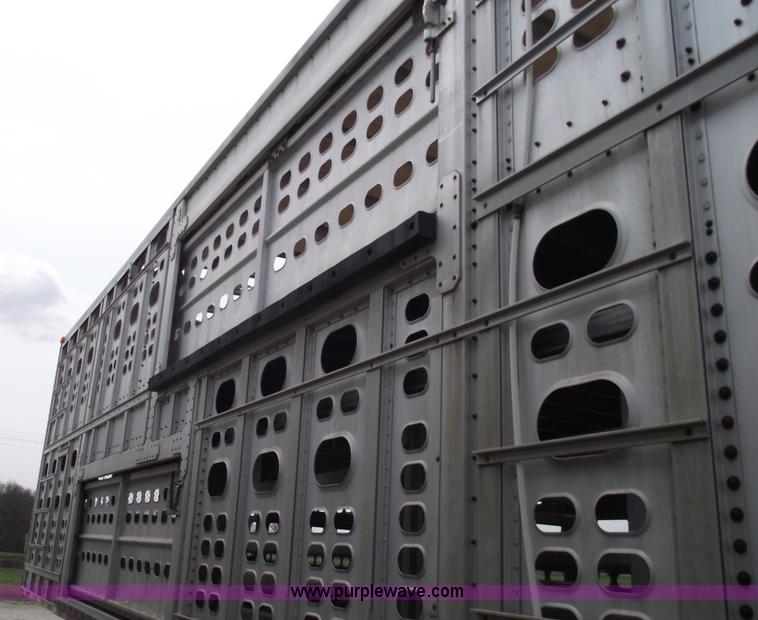 image for item 5375 2001 Wilson 53' double deck aluminum hog/stock trailer