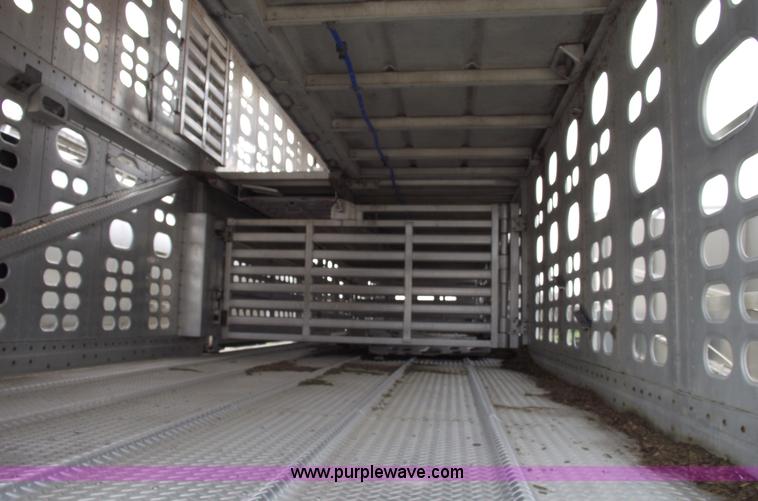 image for item 5375 2001 Wilson 53' double deck aluminum hog/stock trailer