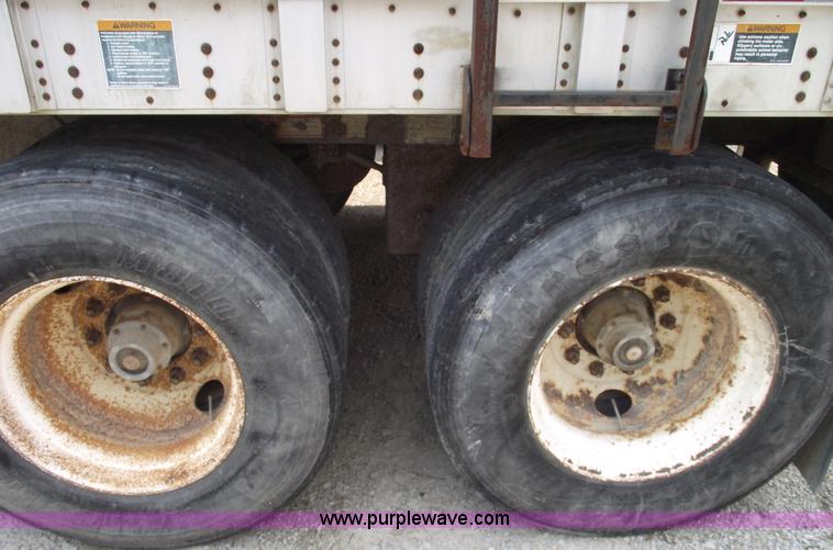 image for item 5379 1996 Wilson 50' double deck aluminum hog/stock trailer