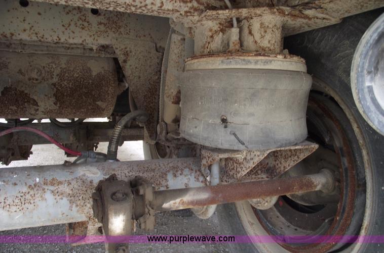 image for item 5379 1996 Wilson 50' double deck aluminum hog/stock trailer