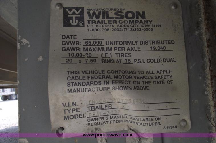 image for item 5379 1996 Wilson 50' double deck aluminum hog/stock trailer