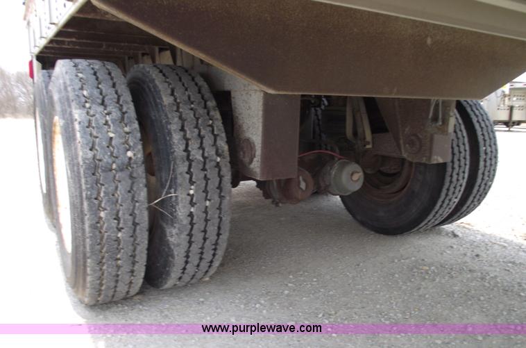 image for item 5380 1996 Wilson double deck aluminum hog/stock trailer