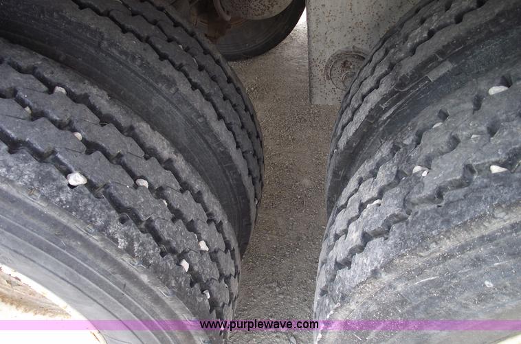 image for item 5380 1996 Wilson double deck aluminum hog/stock trailer