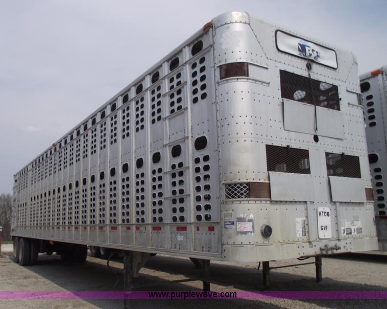 image for item 5381 1993 Wilson 50' double deck aluminum hog/stock trailer