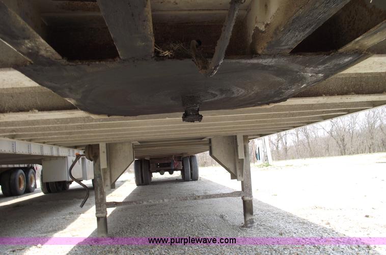 image for item 5381 1993 Wilson 50' double deck aluminum hog/stock trailer