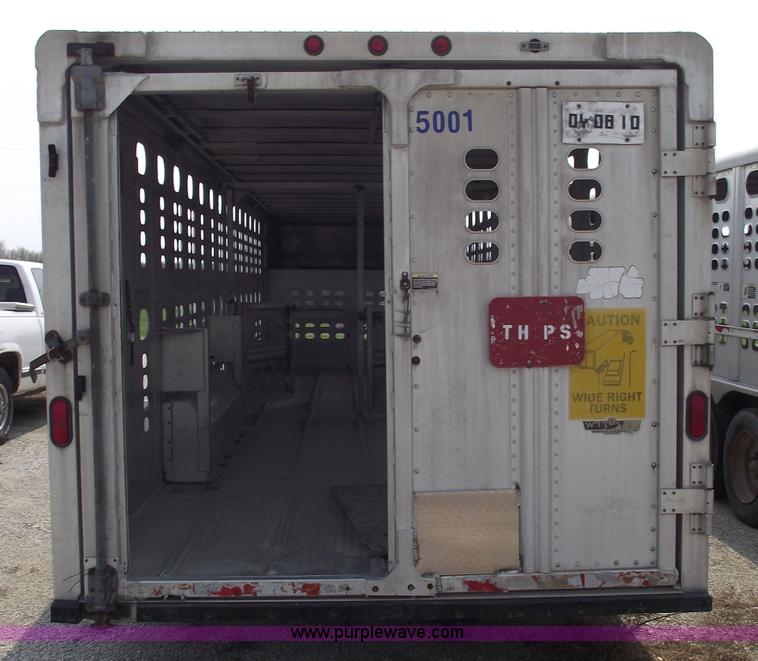 image for item 5384 1998 Wilson 830R 38' goose neck hog/stock trailer