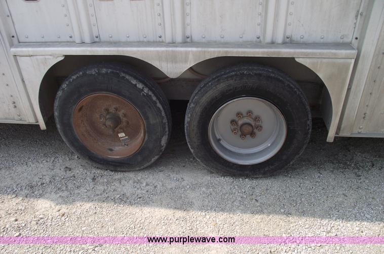 image for item 5384 1998 Wilson 830R 38' goose neck hog/stock trailer