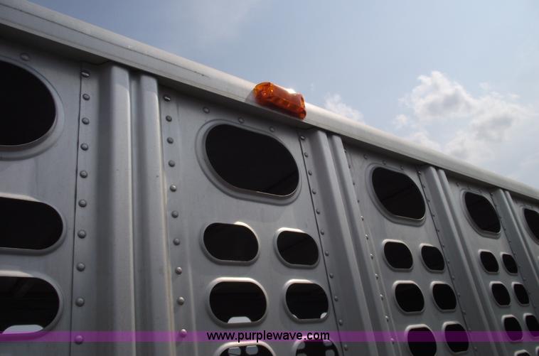 image for item 5384 1998 Wilson 830R 38' goose neck hog/stock trailer