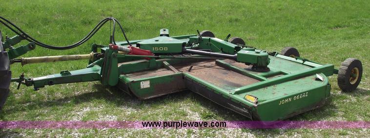 image for item 5442 John Deere 1508 15' bat wing rotary mower
