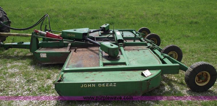 image for item 5442 John Deere 1508 15' bat wing rotary mower