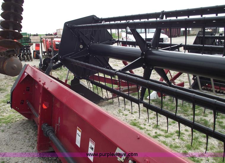 image for item 5545 2003 Case IH 1020 25' flex head