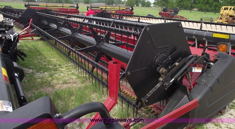 image for item 5546 2003 Case IH 1020 25' flex head