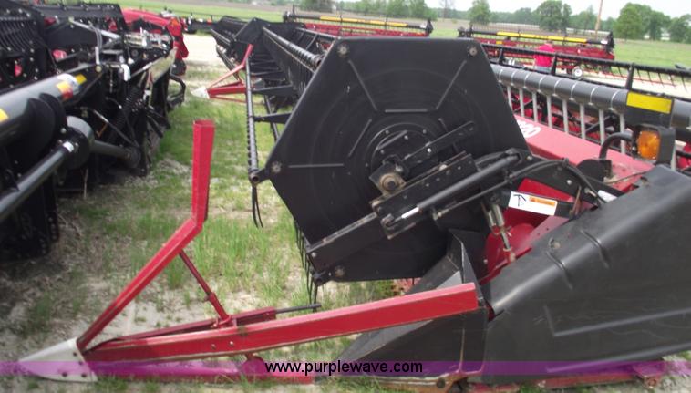 image for item 5546 2003 Case IH 1020 25' flex head
