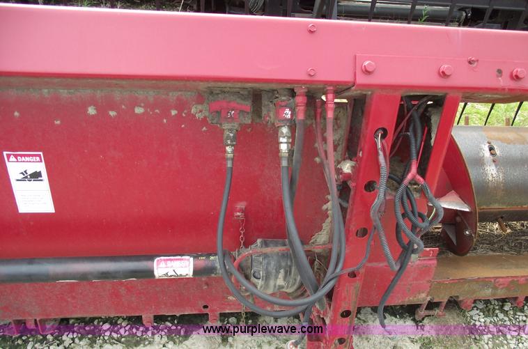 image for item 5546 2003 Case IH 1020 25' flex head