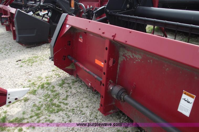 image for item 5546 2003 Case IH 1020 25' flex head