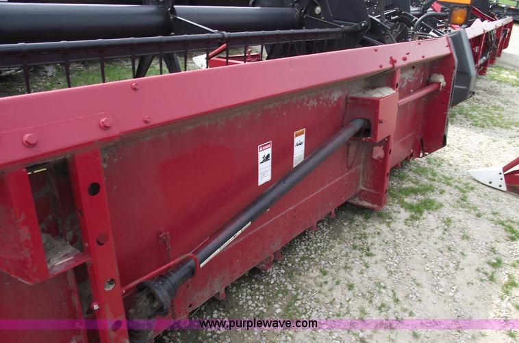 image for item 5546 2003 Case IH 1020 25' flex head