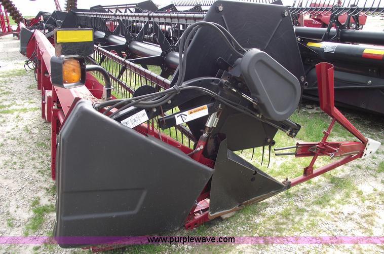 image for item 5546 2003 Case IH 1020 25' flex head