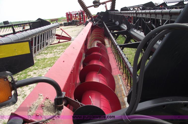 image for item 5546 2003 Case IH 1020 25' flex head