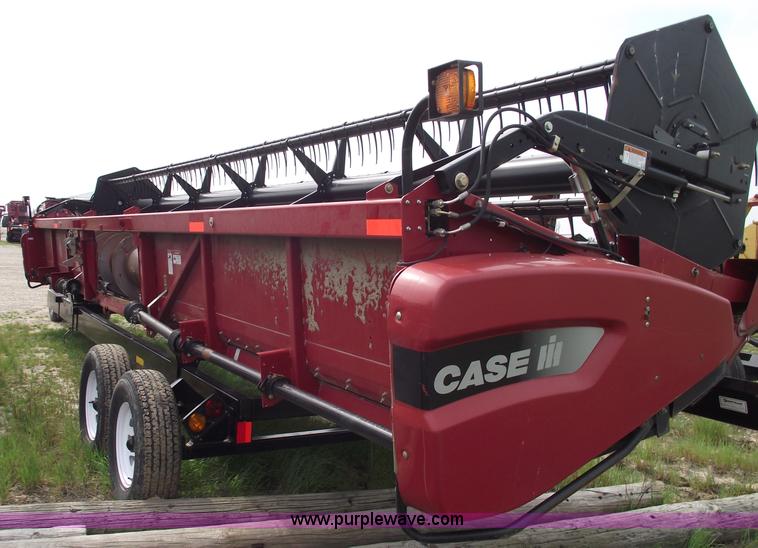 image for item 5548 2006 Case IH 2020 30' flex head
